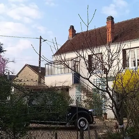 Les Noyers Monestois Entre Cher Et Canal De Berry Mennetou-sur-Cher Exterior photo