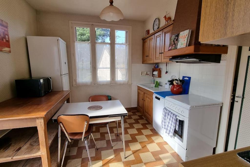 Les Noyers Monestois Entre Cher Et Canal De Berry Ferienhaus *