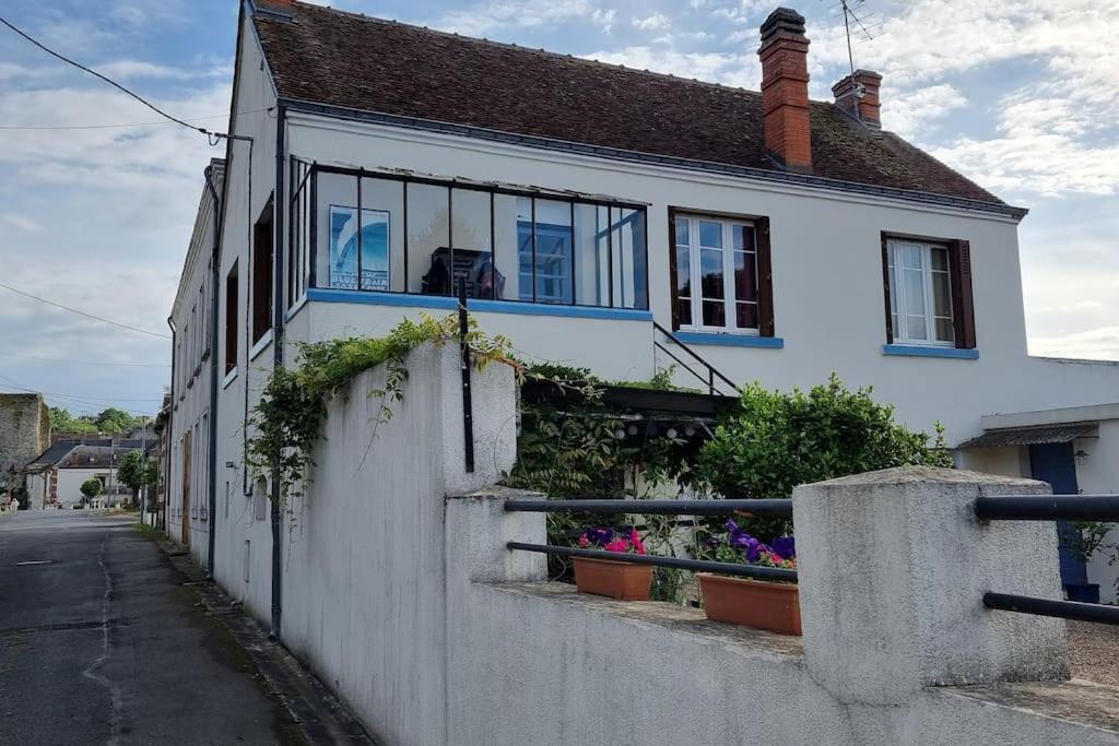 Les Noyers Monestois Entre Cher Et Canal De Berry *